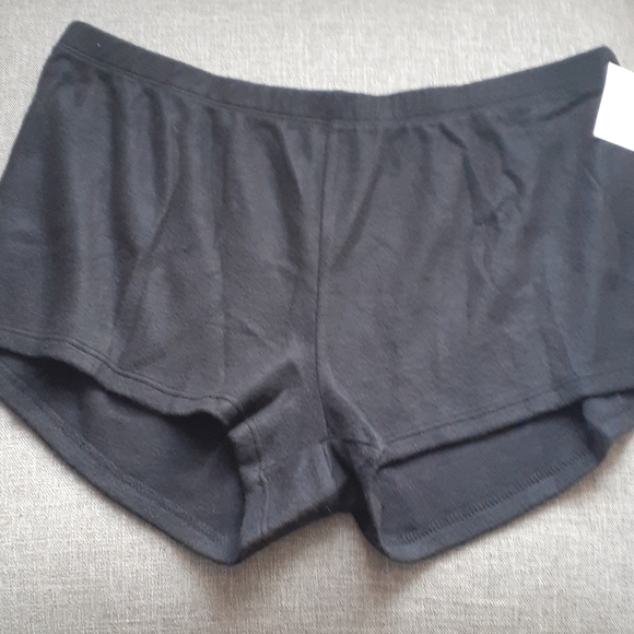 NWT Coco cola black  shorts set size medium - Picture 8 of 12